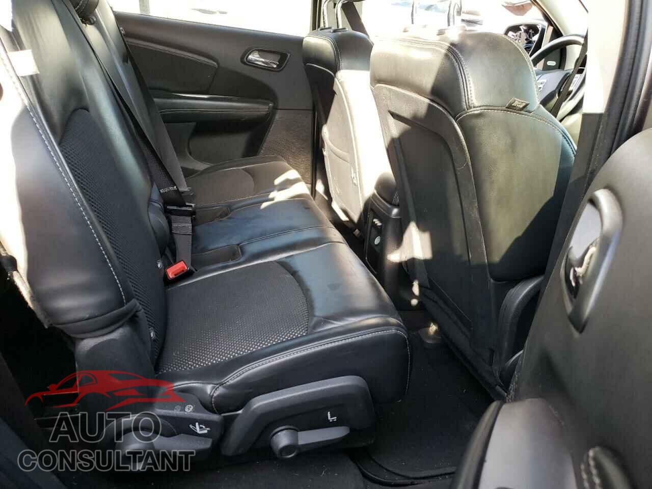 DODGE JOURNEY 2017 - 3C4PDCGG4HT617567