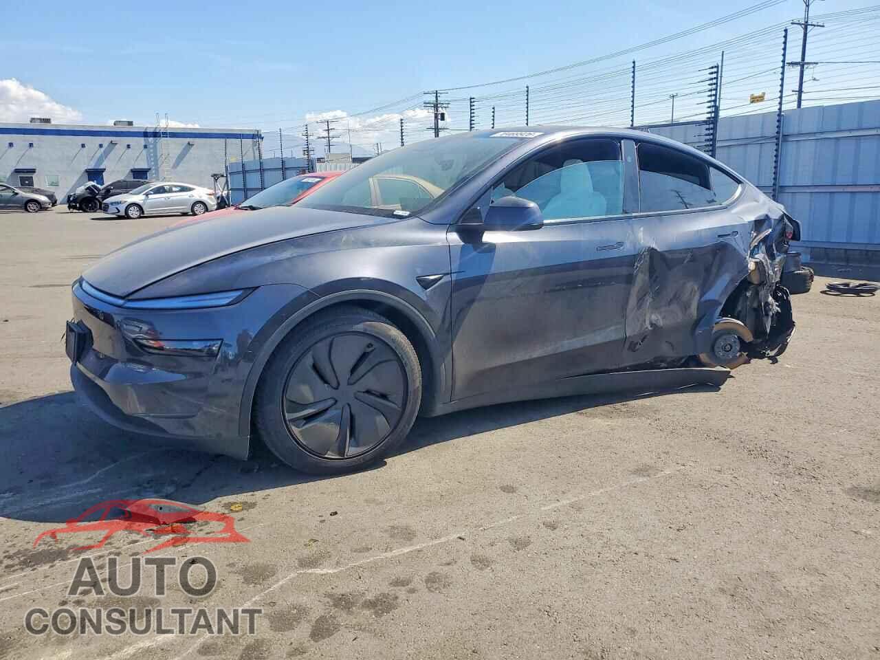 TESLA MODEL Y 2026 - 7SAYGDED1TF647355