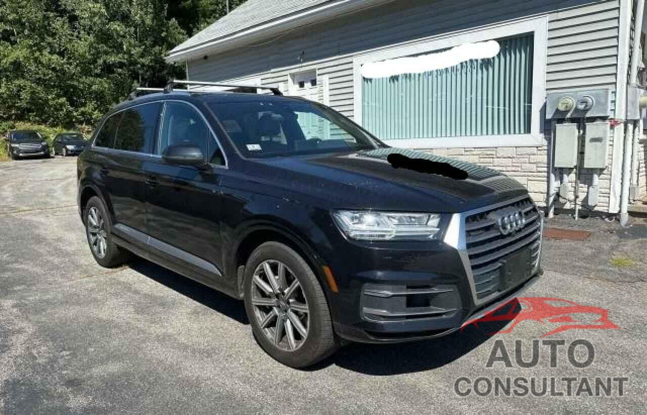 AUDI Q7 2019 - WA1LAAF73KD000052