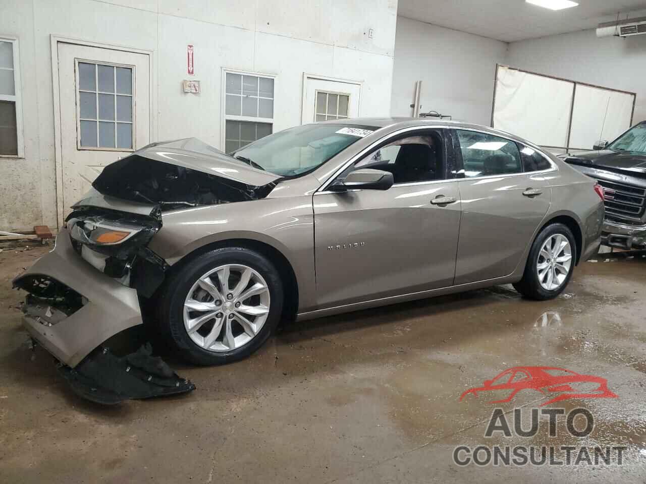 CHEVROLET MALIBU 2020 - 1G1ZD5ST7LF004492