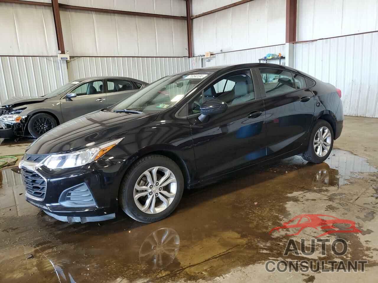 CHEVROLET CRUZE 2019 - 1G1BC5SM1K7117442