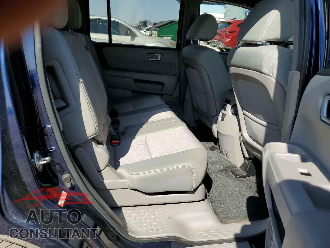 HONDA PILOT 2013 - 5FNYF4H49DB062262