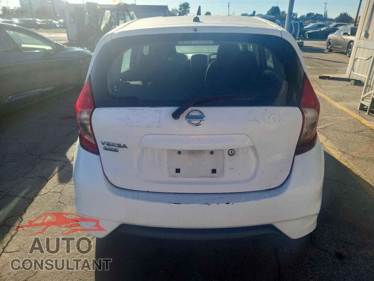 NISSAN VERSA 2017 - 3N1CE2CP3HL352185