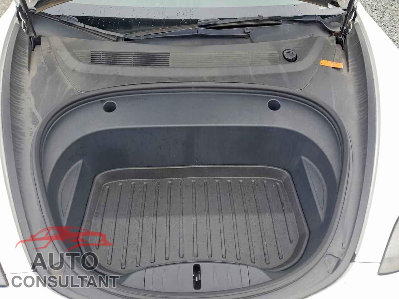 TESLA MODEL 3 2023 - 5YJ3E1EA4PF493523
