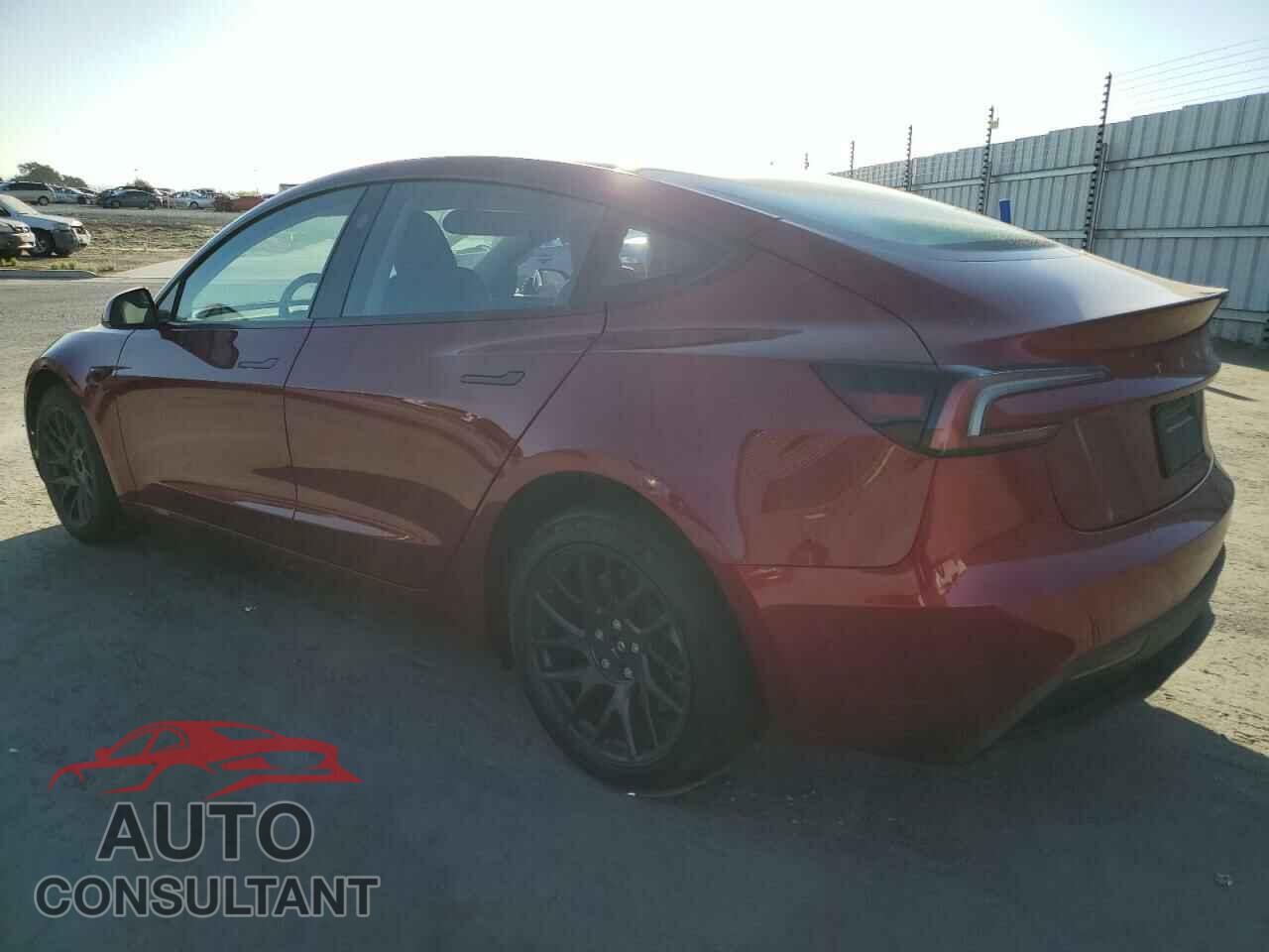 TESLA MODEL 3 2024 - 5YJ3E1EA7RF782138