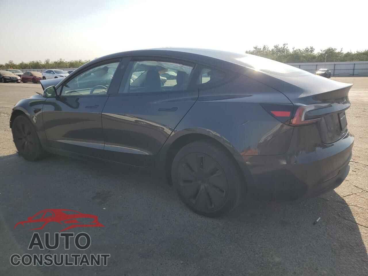 TESLA MODEL 3 2024 - 5YJ3E1EA2RF853178