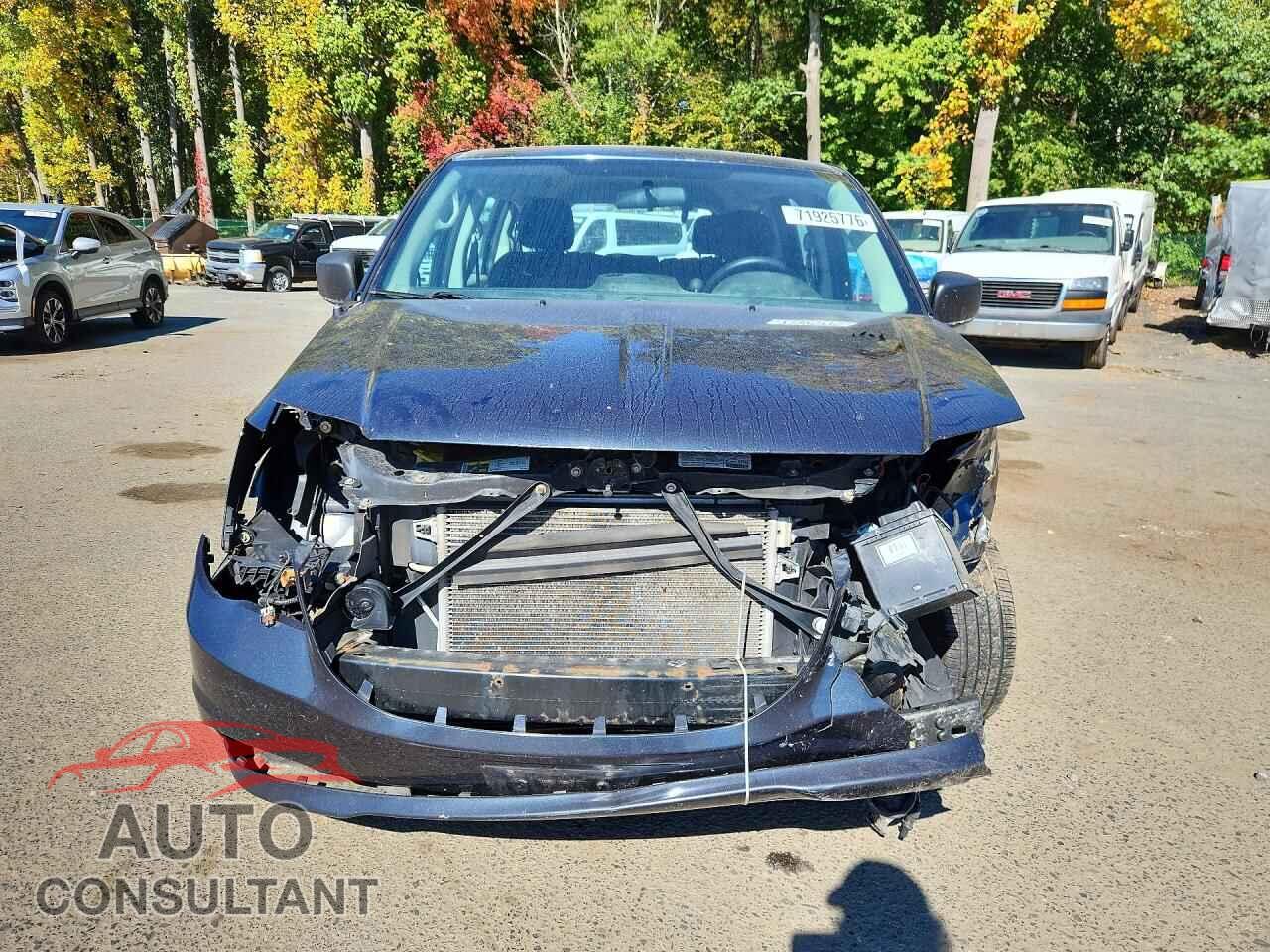 DODGE CARAVAN 2013 - 2C4RDGBG9DR709956