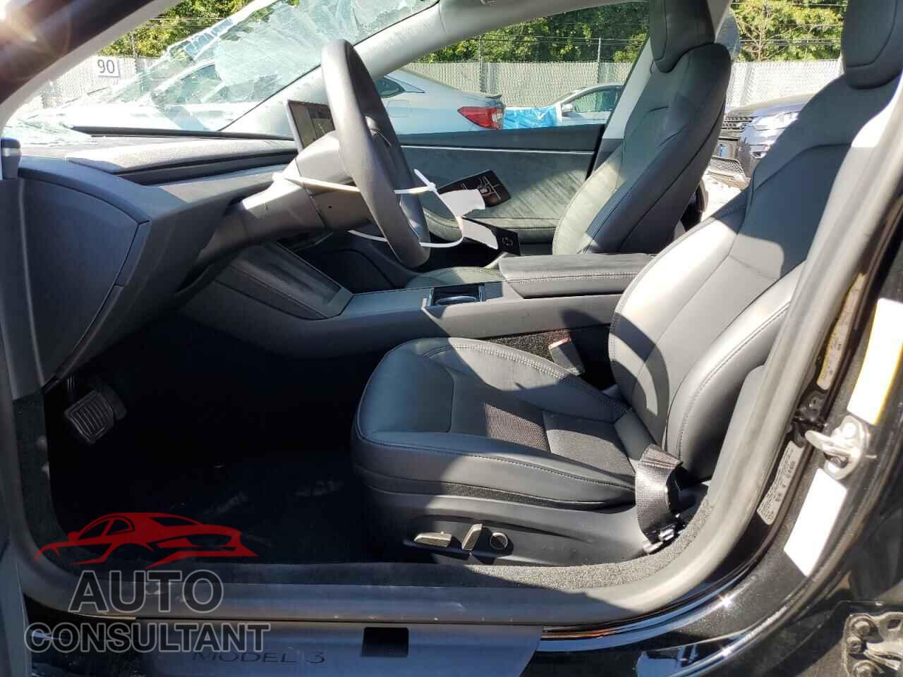 TESLA MODEL 3 2024 - 5YJ3E1EB7RF816085