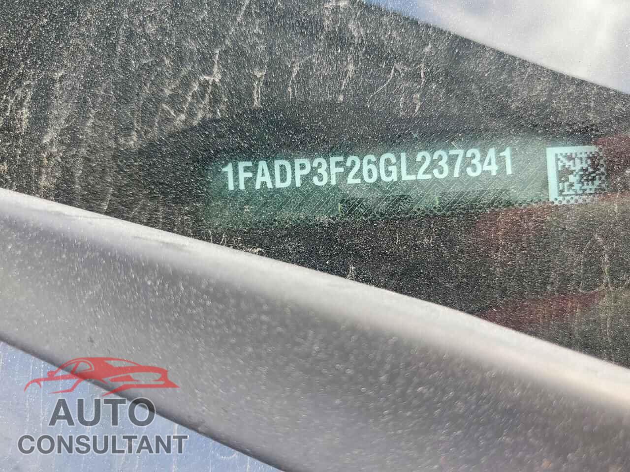 FORD FOCUS 2016 - 1FADP3F26GL237341