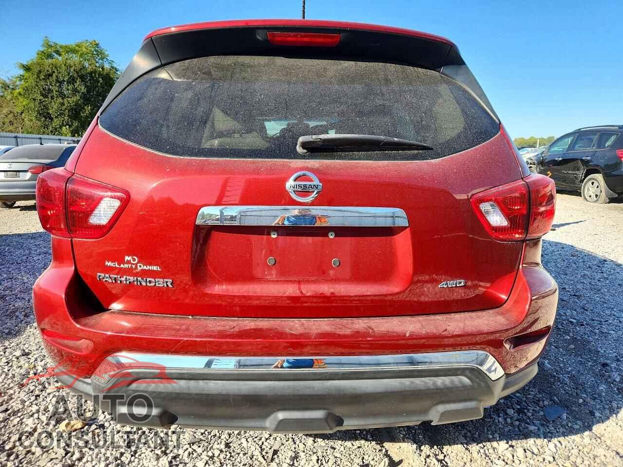 NISSAN PATHFINDER 2017 - 5N1DR2MM2HC676178