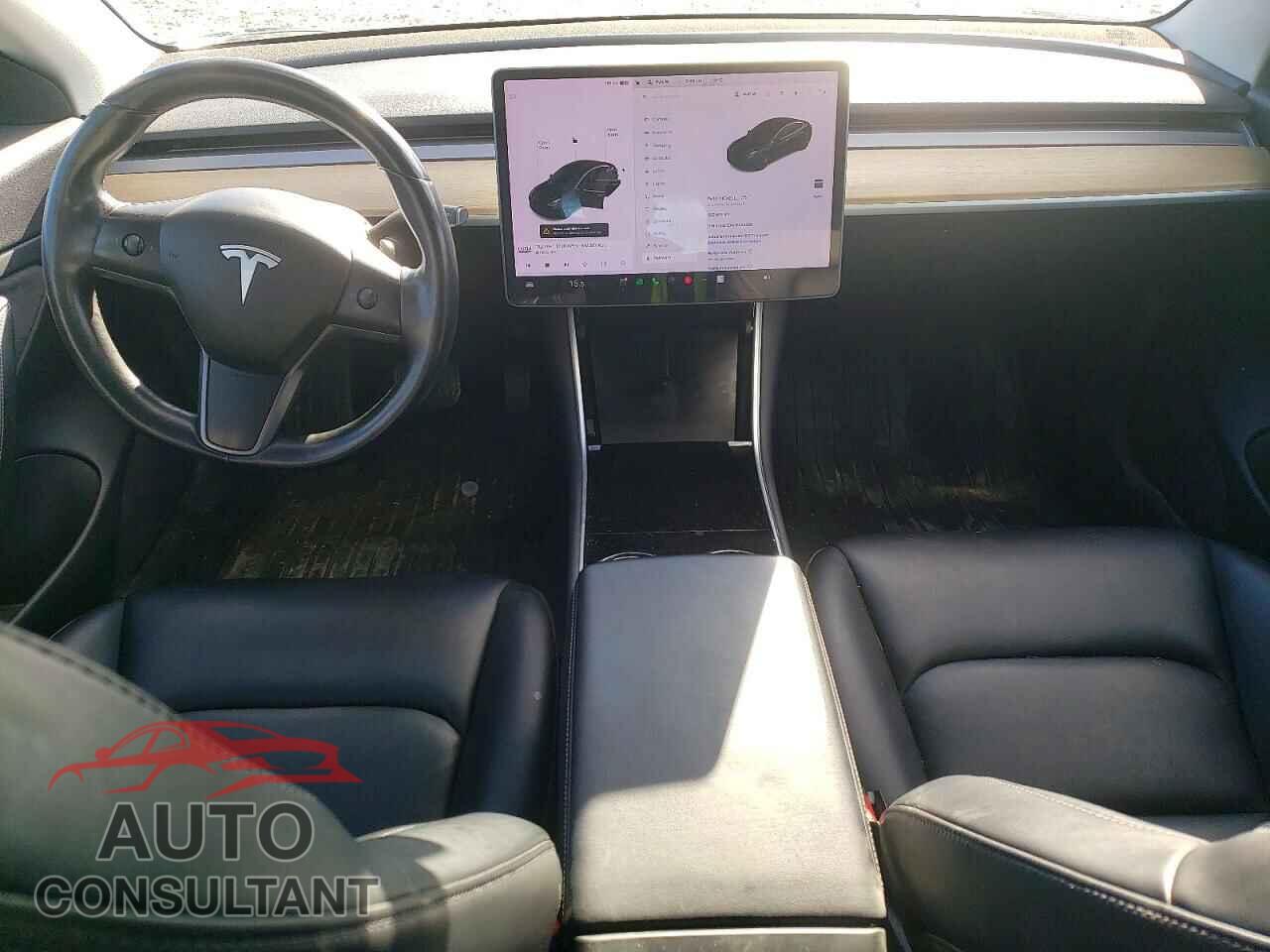 TESLA MODEL 3 2018 - 5YJ3E1EA4JF028358