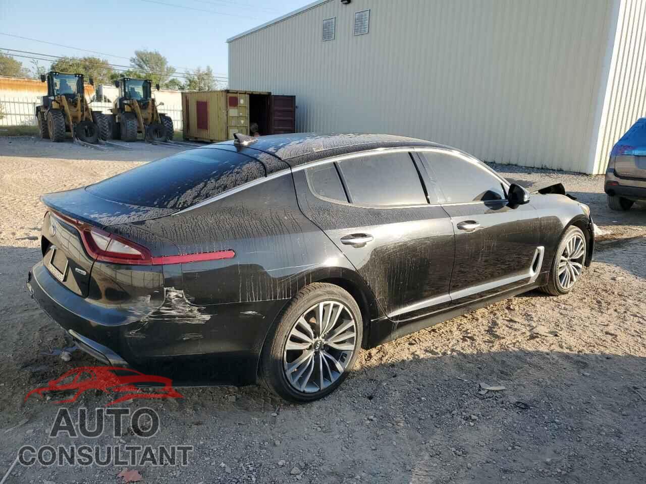 KIA STINGER 2019 - KNAE15LA3K6043619