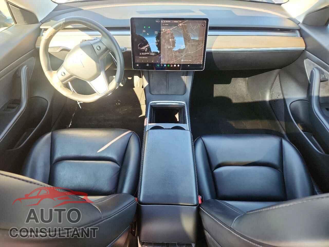 TESLA MODEL 3 2021 - 5YJ3E1EA2MF908138