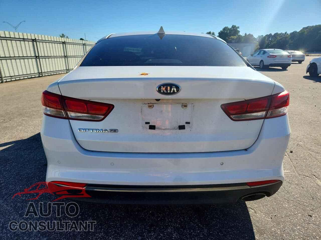 KIA OPTIMA 2018 - KNAGT4L31J5205346