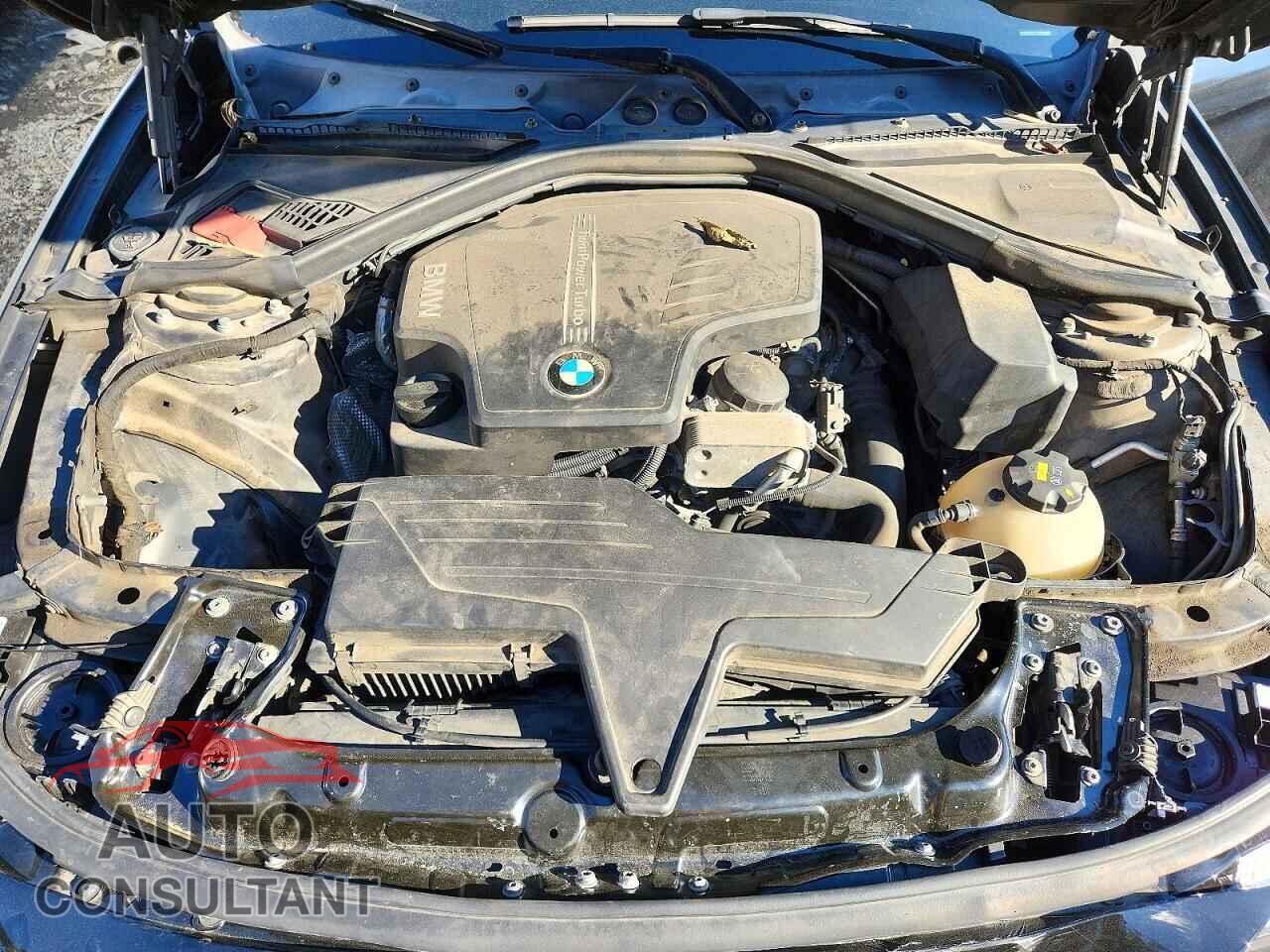 BMW 3 SERIES 2016 - WBA8E5G59GNU20076