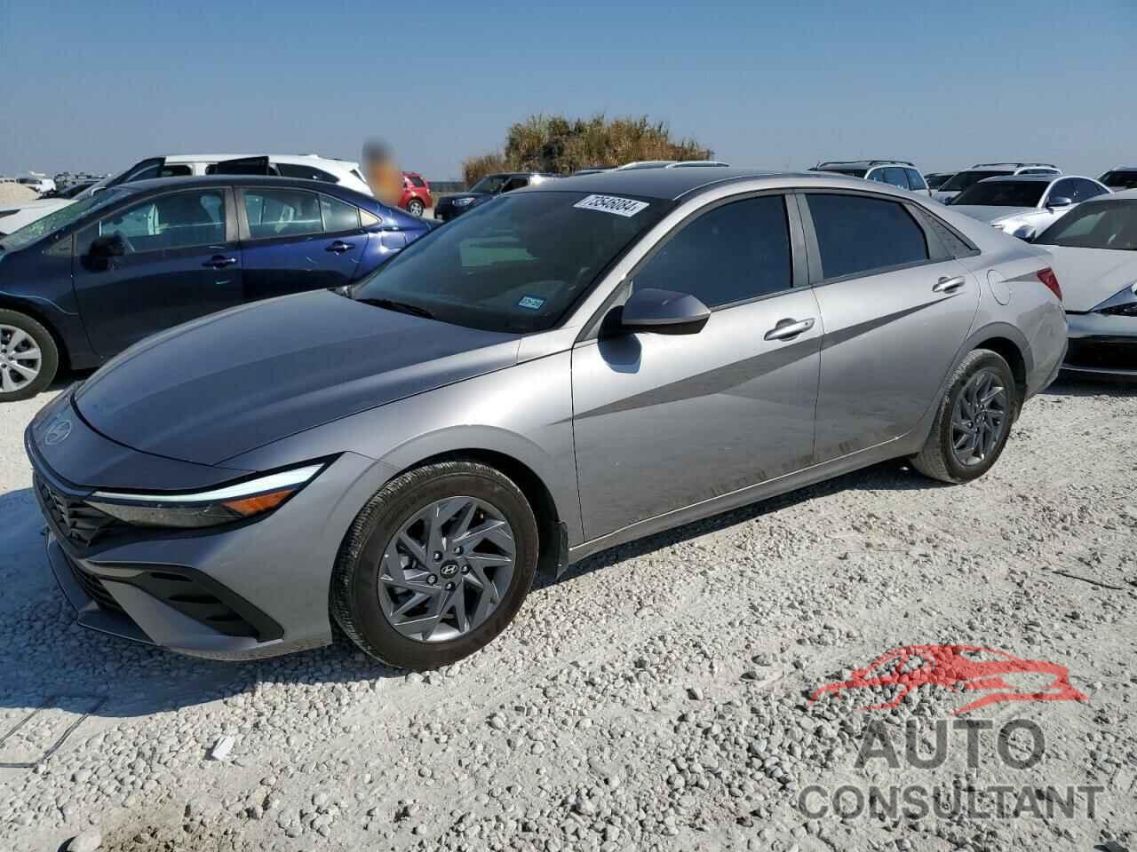 HYUNDAI ELANTRA 2024 - KMHLM4DG0RU716432