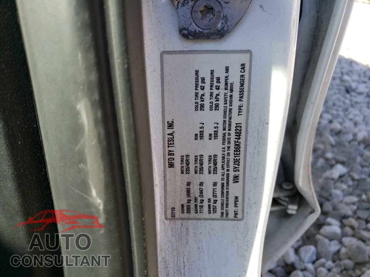 TESLA MODEL 3 2019 - 5YJ3E1EB6KF448231