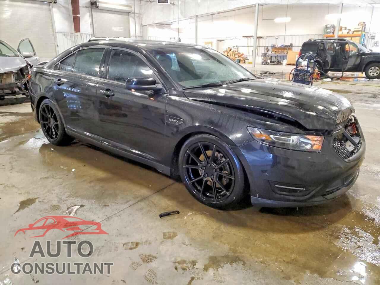 FORD TAURUS 2013 - 1FAHP2KT5DG125905
