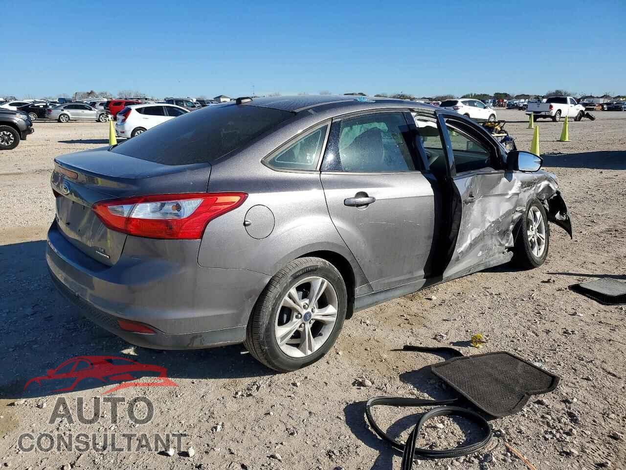 FORD FOCUS 2014 - 1FADP3F24EL440077