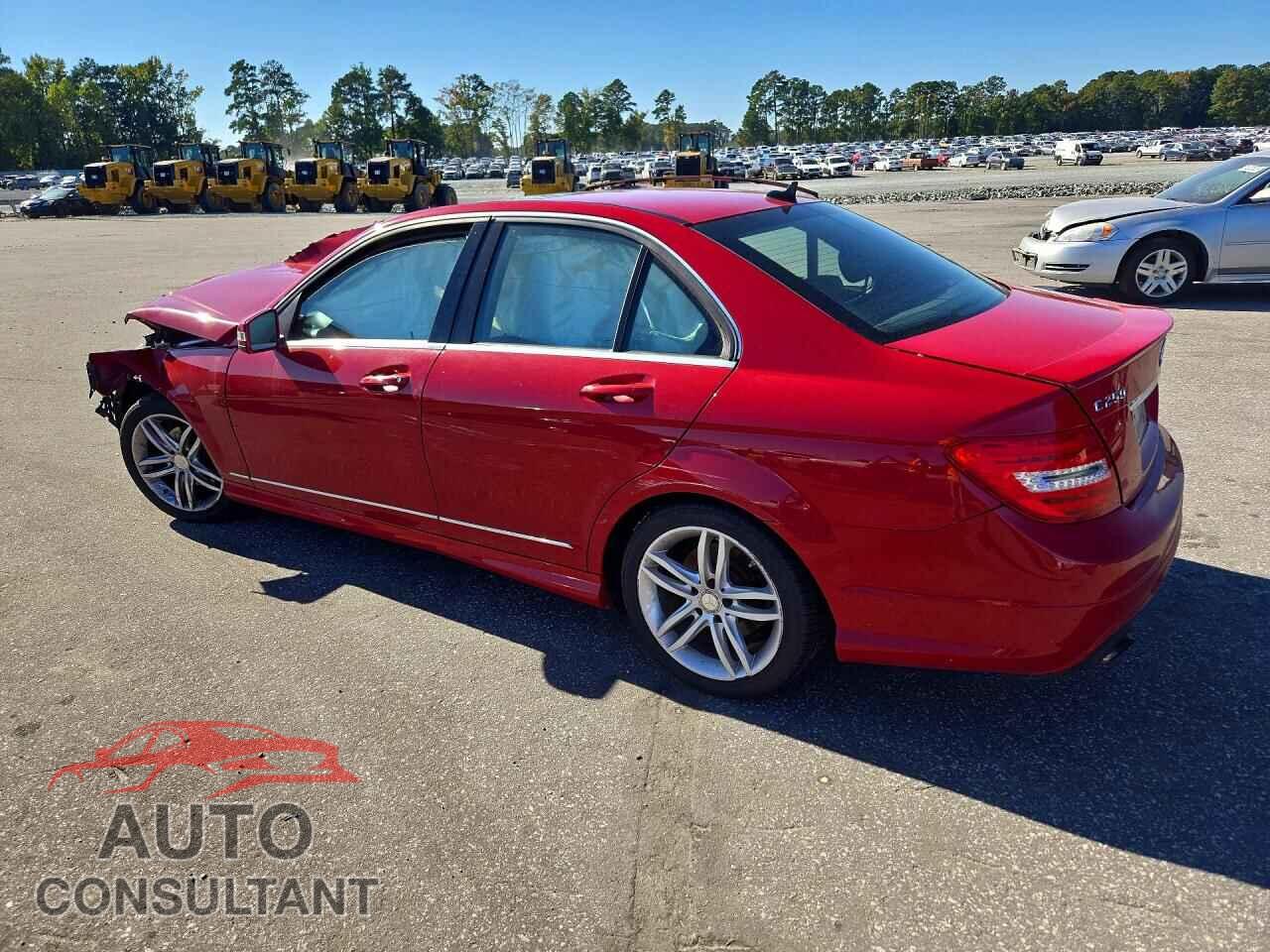 MERCEDES-BENZ C-CLASS 2014 - WDDGF4HB2ER320021
