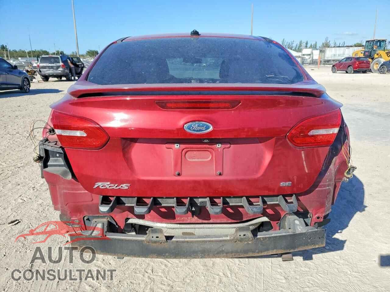 FORD FOCUS 2015 - 1FADP3F28FL246573
