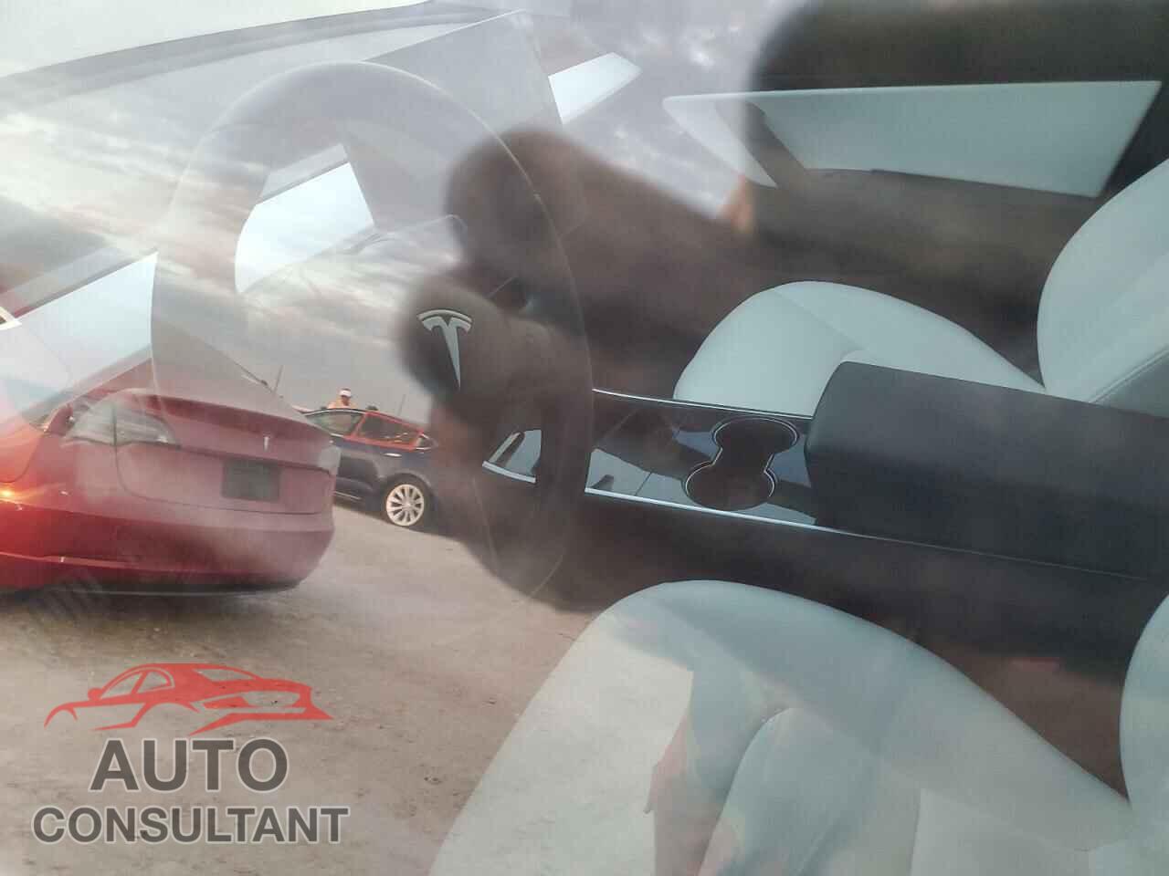 TESLA MODEL 3 2018 - 5YJ3E1EBXJF055721