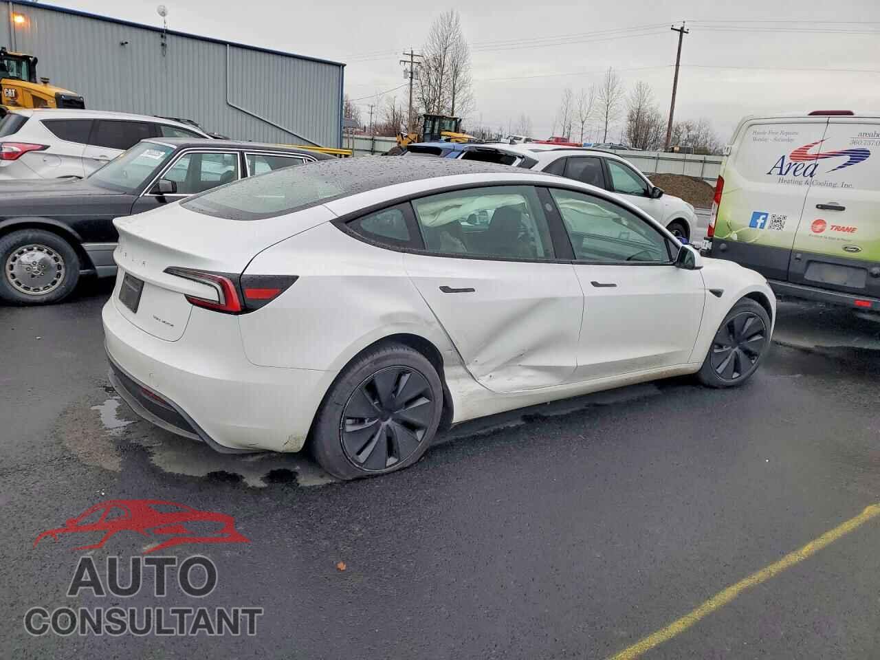 TESLA MODEL 3 2024 - 5YJ3E1EB2RF769967