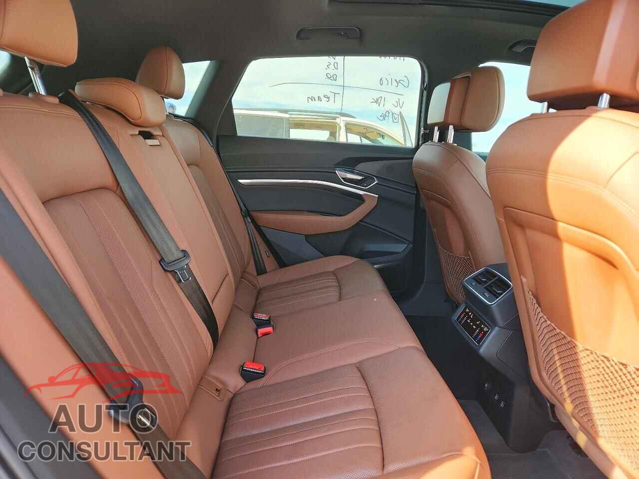 AUDI E-TRON 2019 - WA1LABGE5KB020950