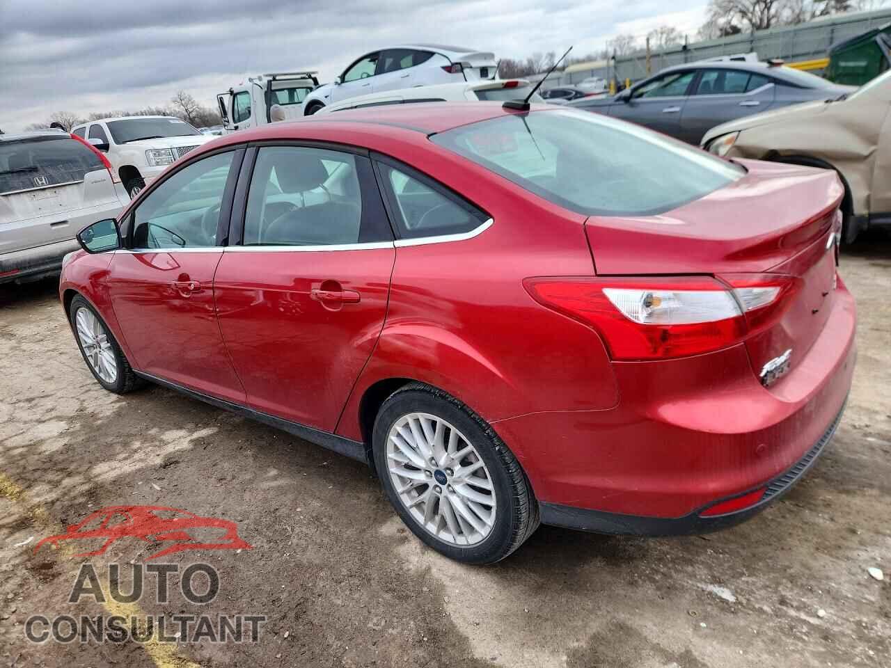 FORD FOCUS 2012 - 1FAHP3H28CL378873
