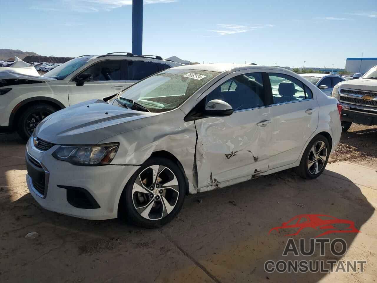 CHEVROLET SONIC 2017 - 1G1JF5SB6H4123409