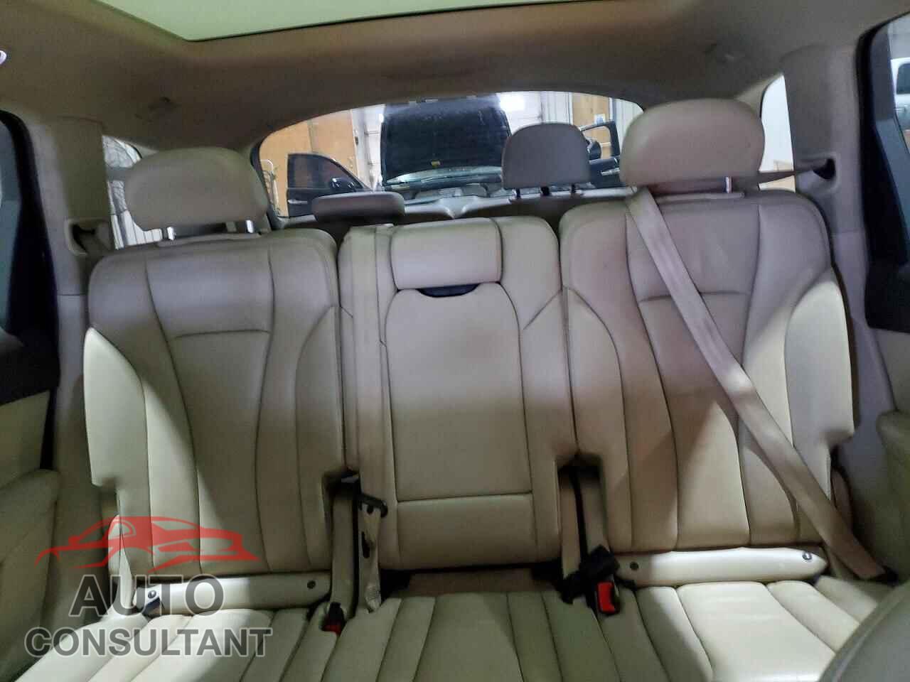 AUDI Q7 2017 - WA1LAAF72HD024206