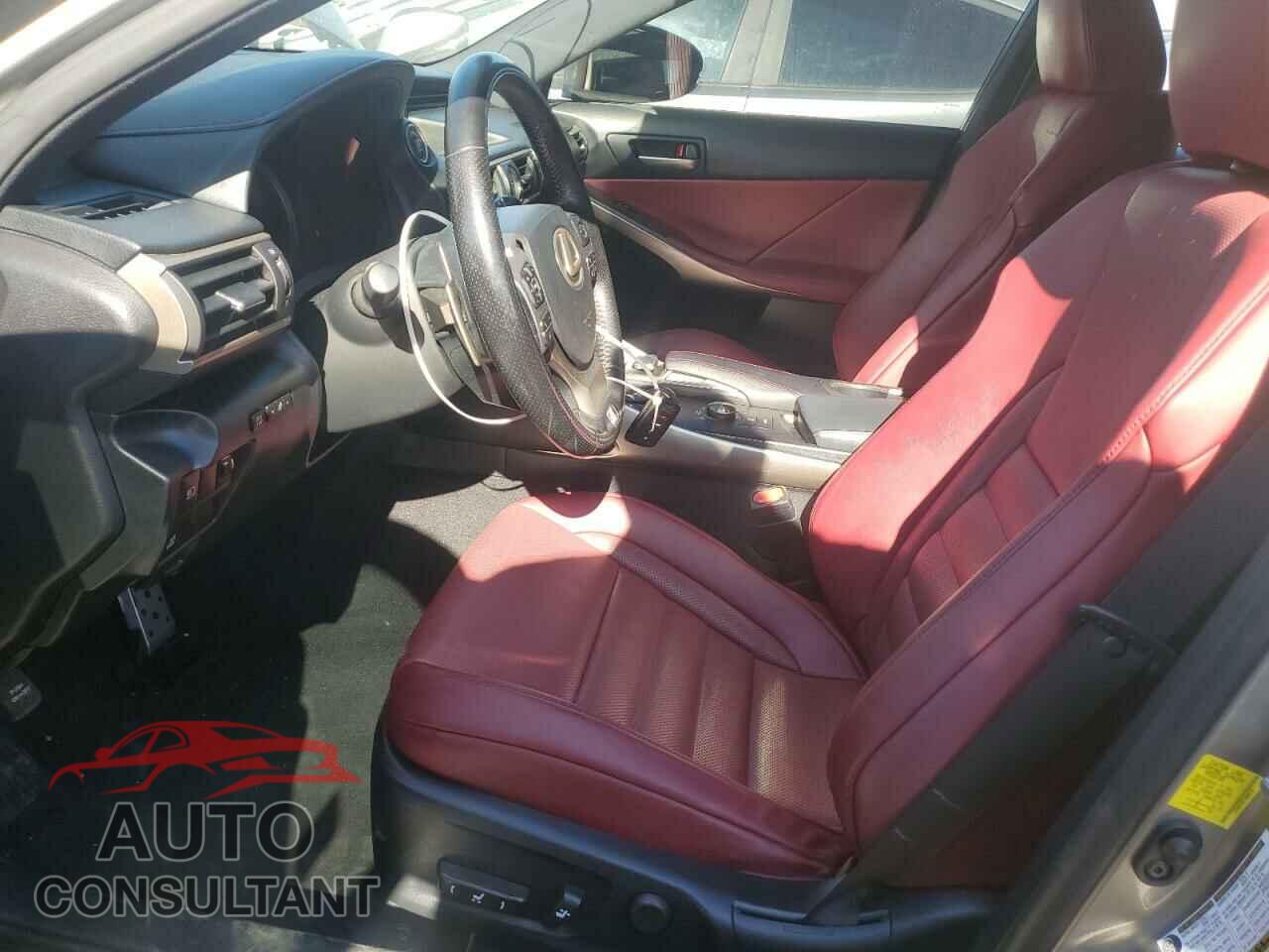 LEXUS IS 2017 - JTHBA1D27H5049314
