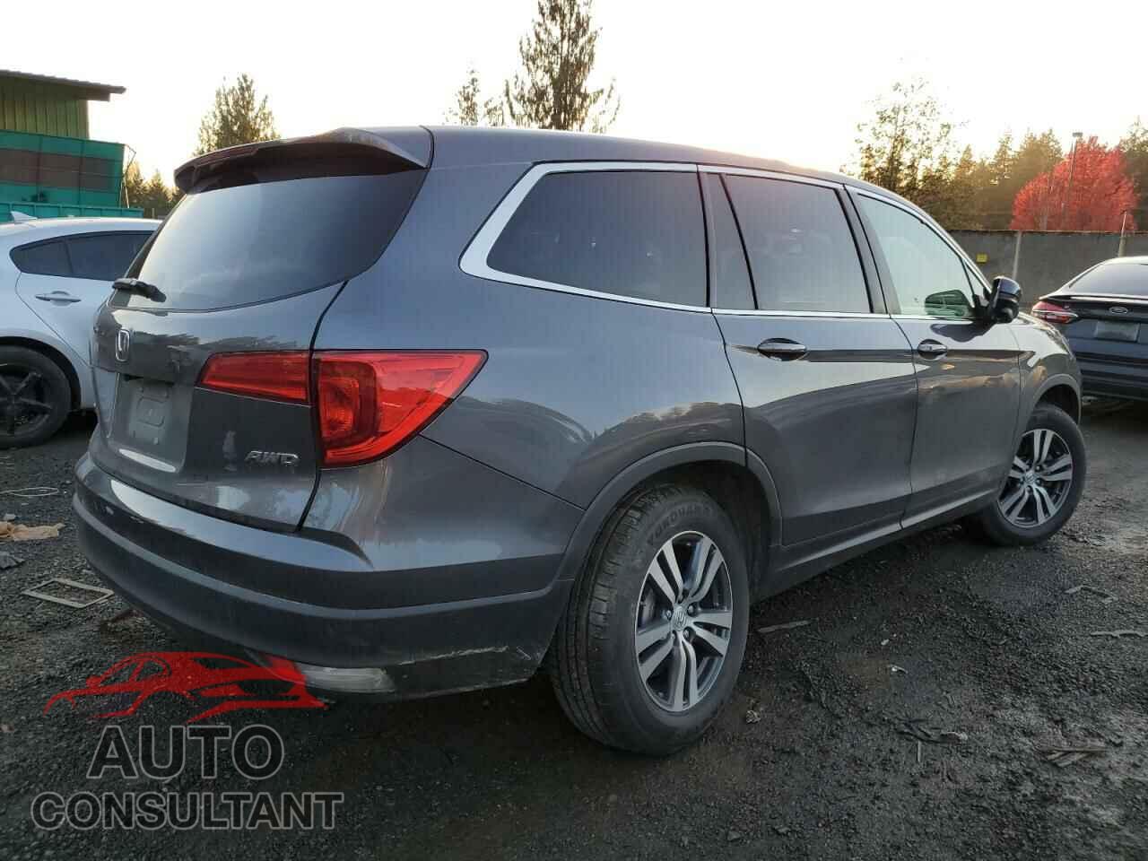 HONDA PILOT 2018 - 5FNYF6H55JB017920