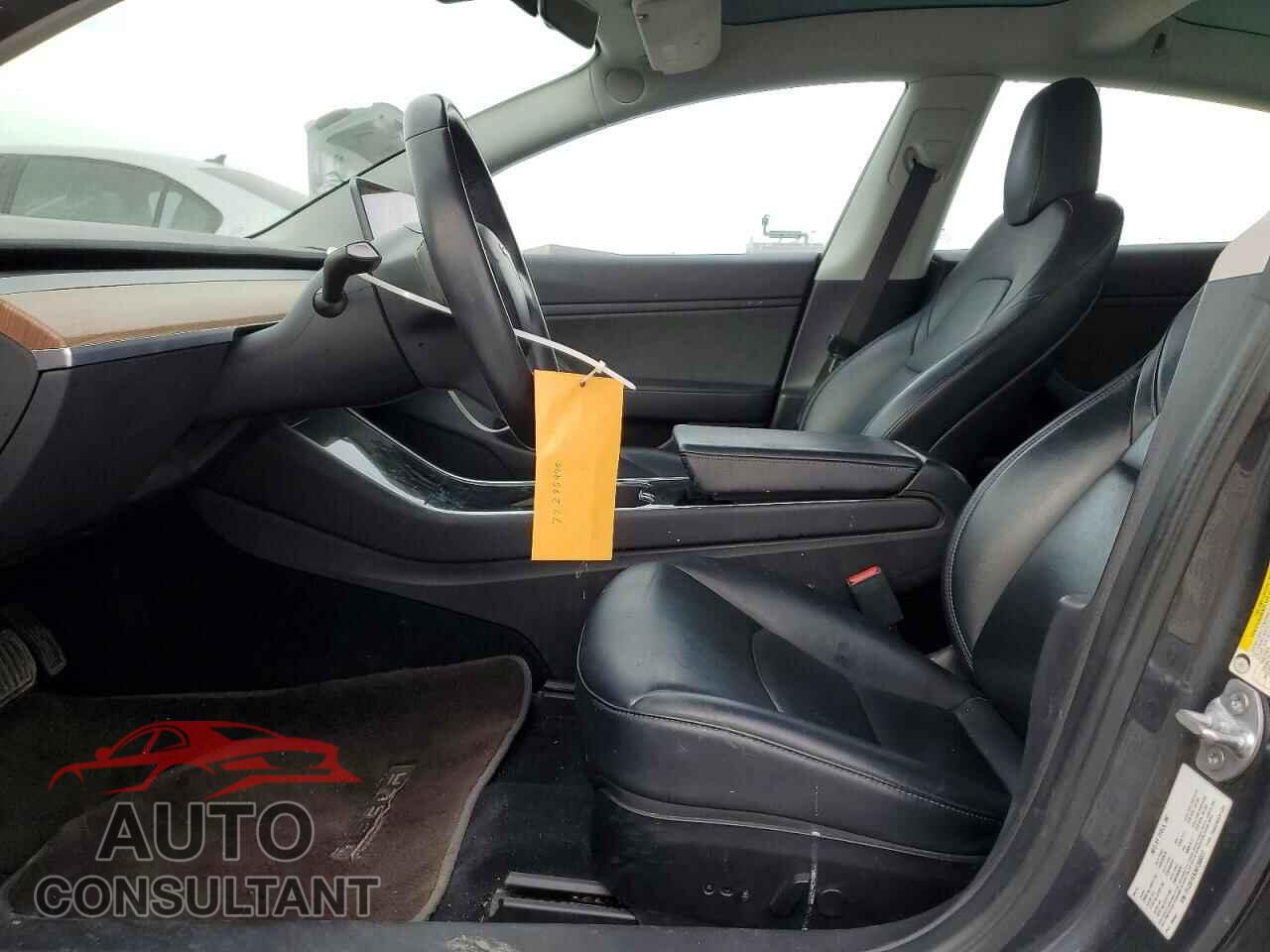 TESLA MODEL 3 2019 - 5YJ3E1EA3KF308077