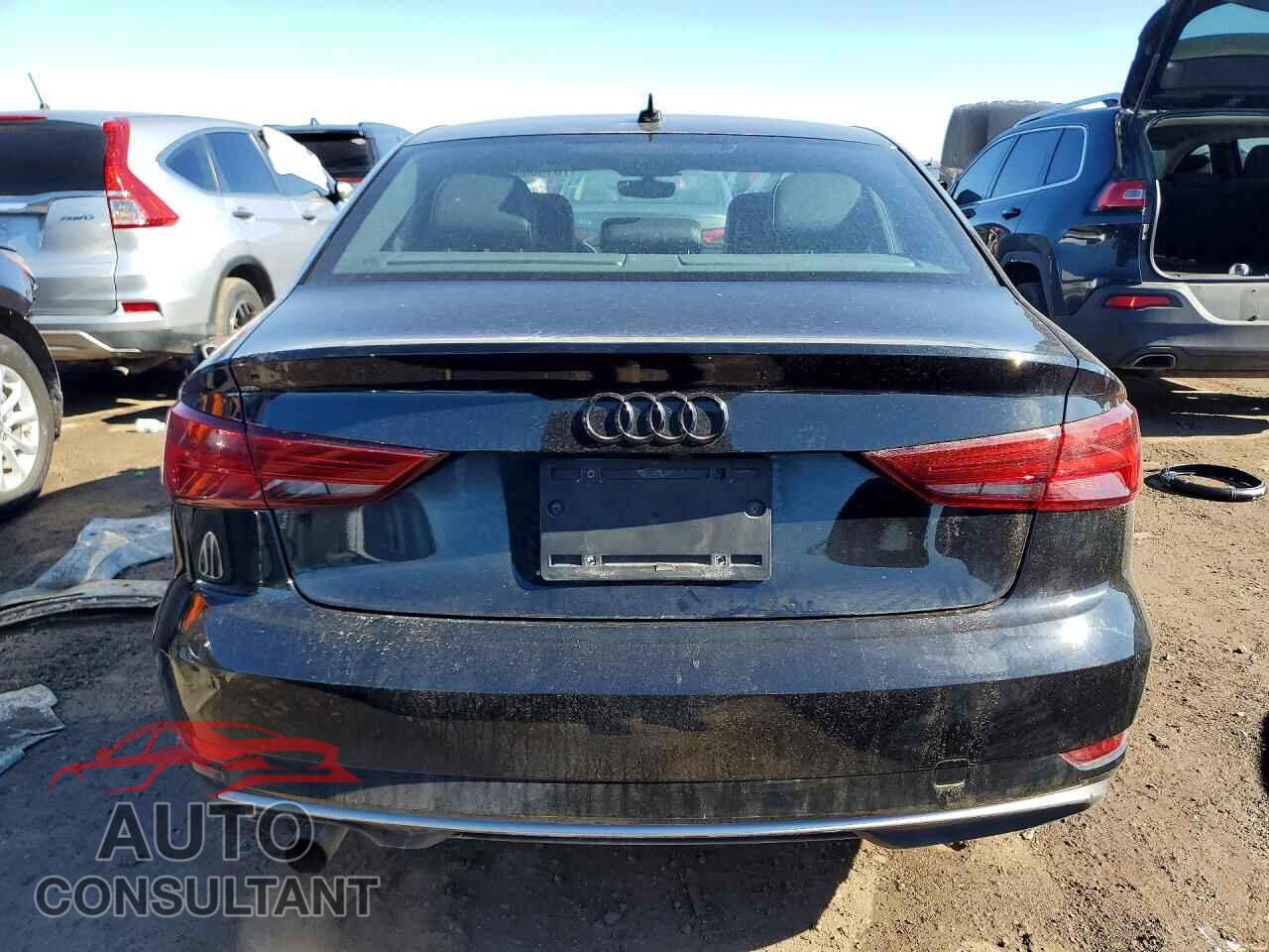 AUDI A3 2017 - WAUAUGFF6H1039868