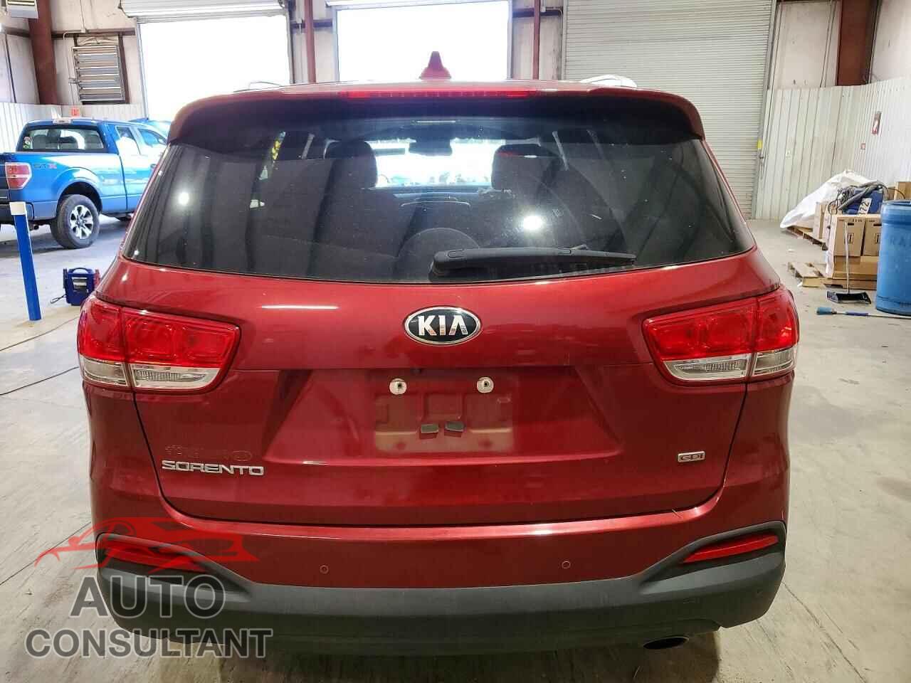 KIA SORENTO 2017 - 5XYPG4A32HG297983