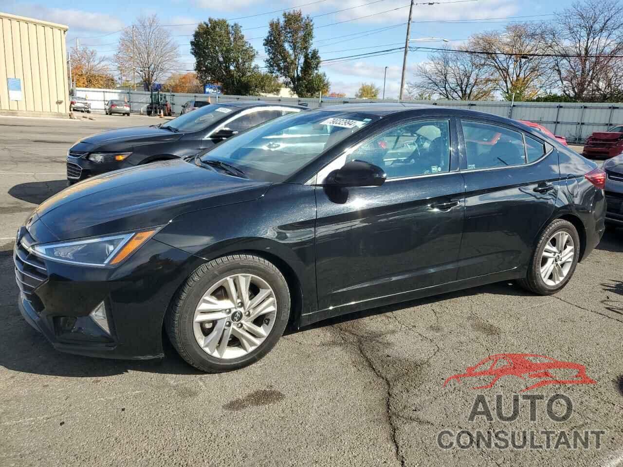 HYUNDAI ELANTRA 2019 - 5NPD84LFXKH427449