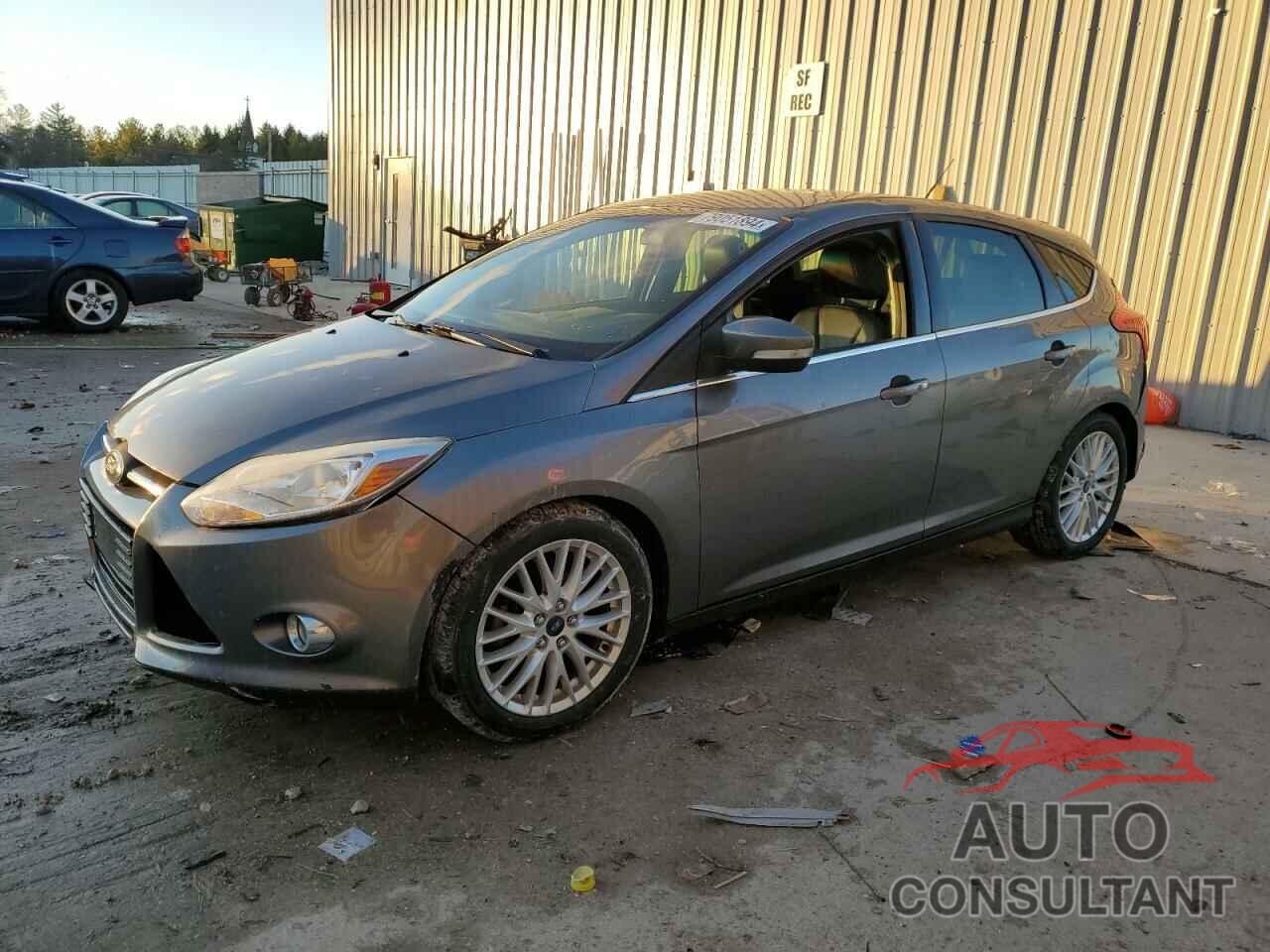 FORD FOCUS 2014 - 1FADP3N27EL423002