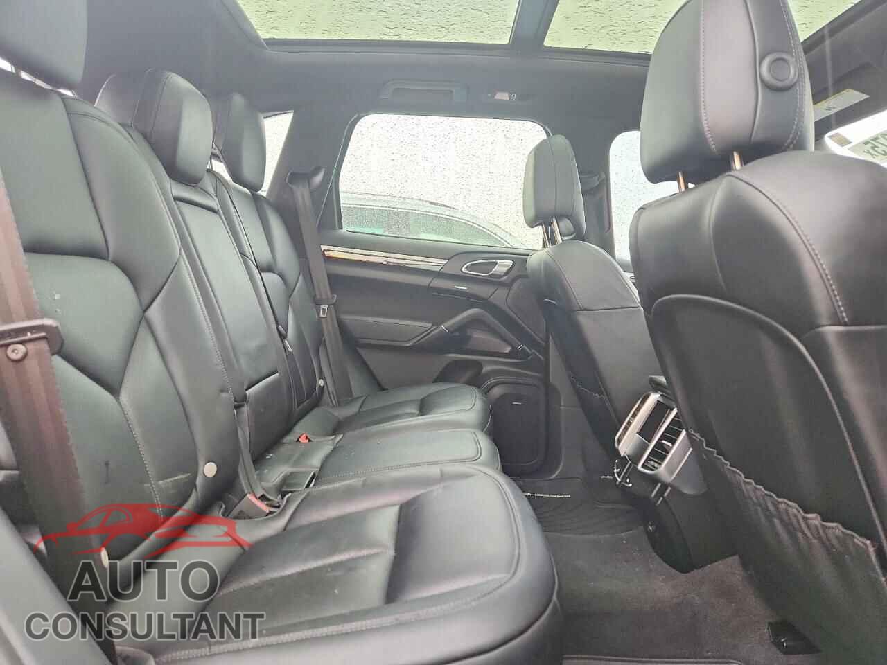 PORSCHE CAYENNE 2016 - WP1AE2A24GLA64616