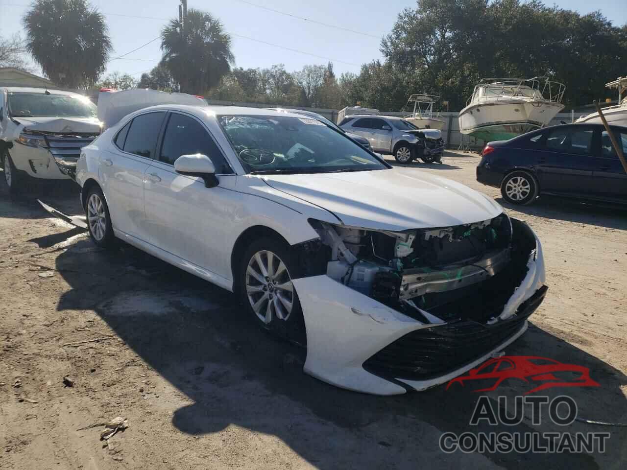 TOYOTA CAMRY 2019 - 4T1B11HK1KU827269