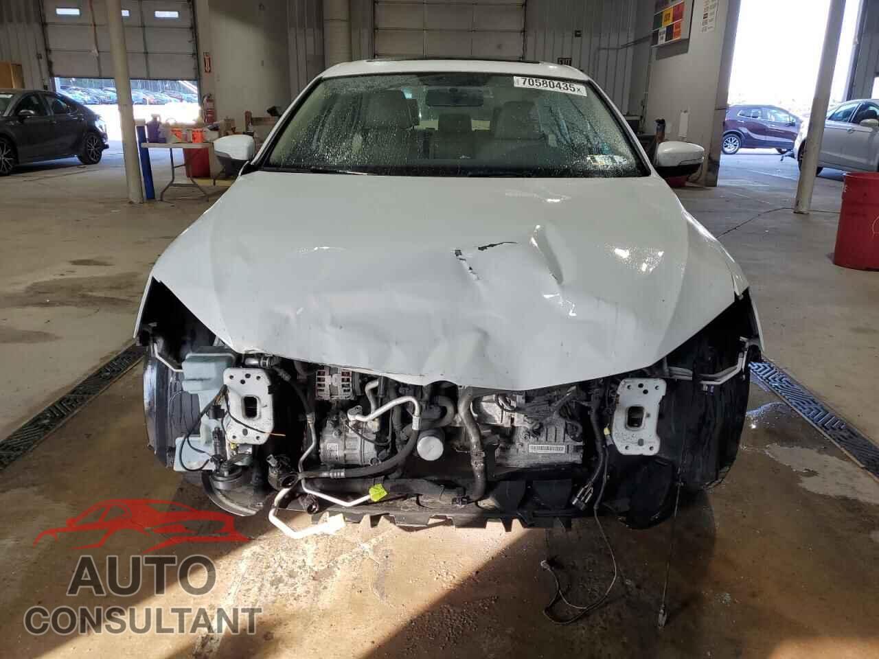 VOLKSWAGEN JETTA 2017 - 3VWDB7AJ1HM206106