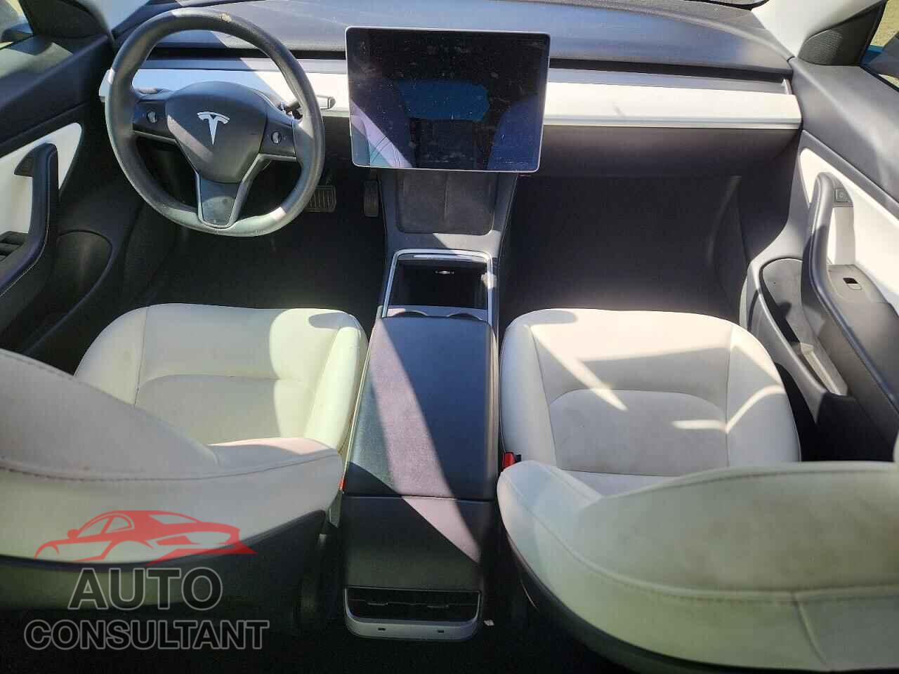 TESLA MODEL 3 2021 - 5YJ3E1EA5MF871182