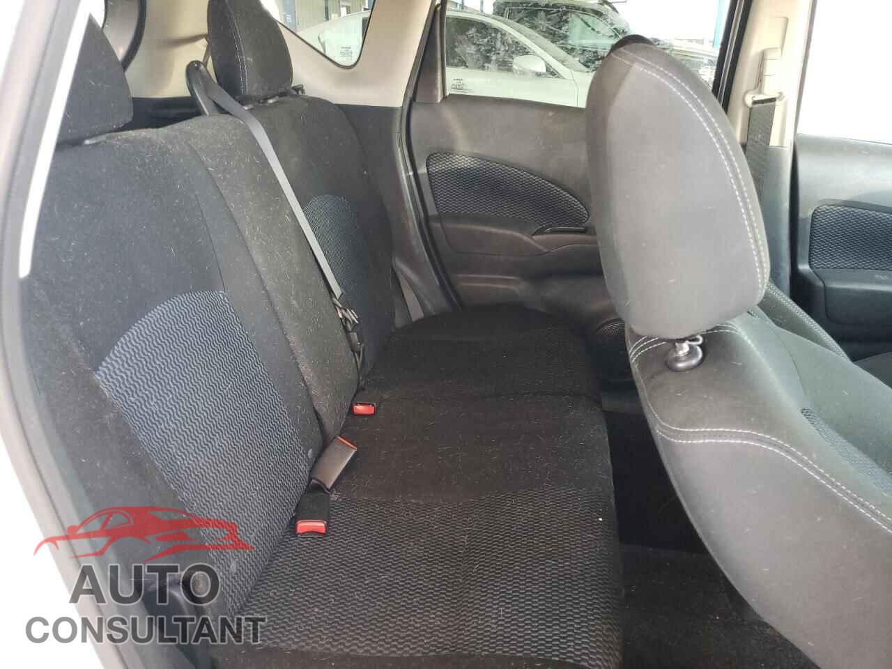 NISSAN VERSA 2019 - 3N1CE2CP3KL363808