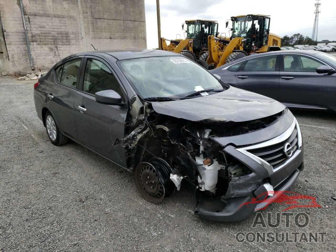NISSAN VERSA 2017 - 3N1CN7APXHL890561