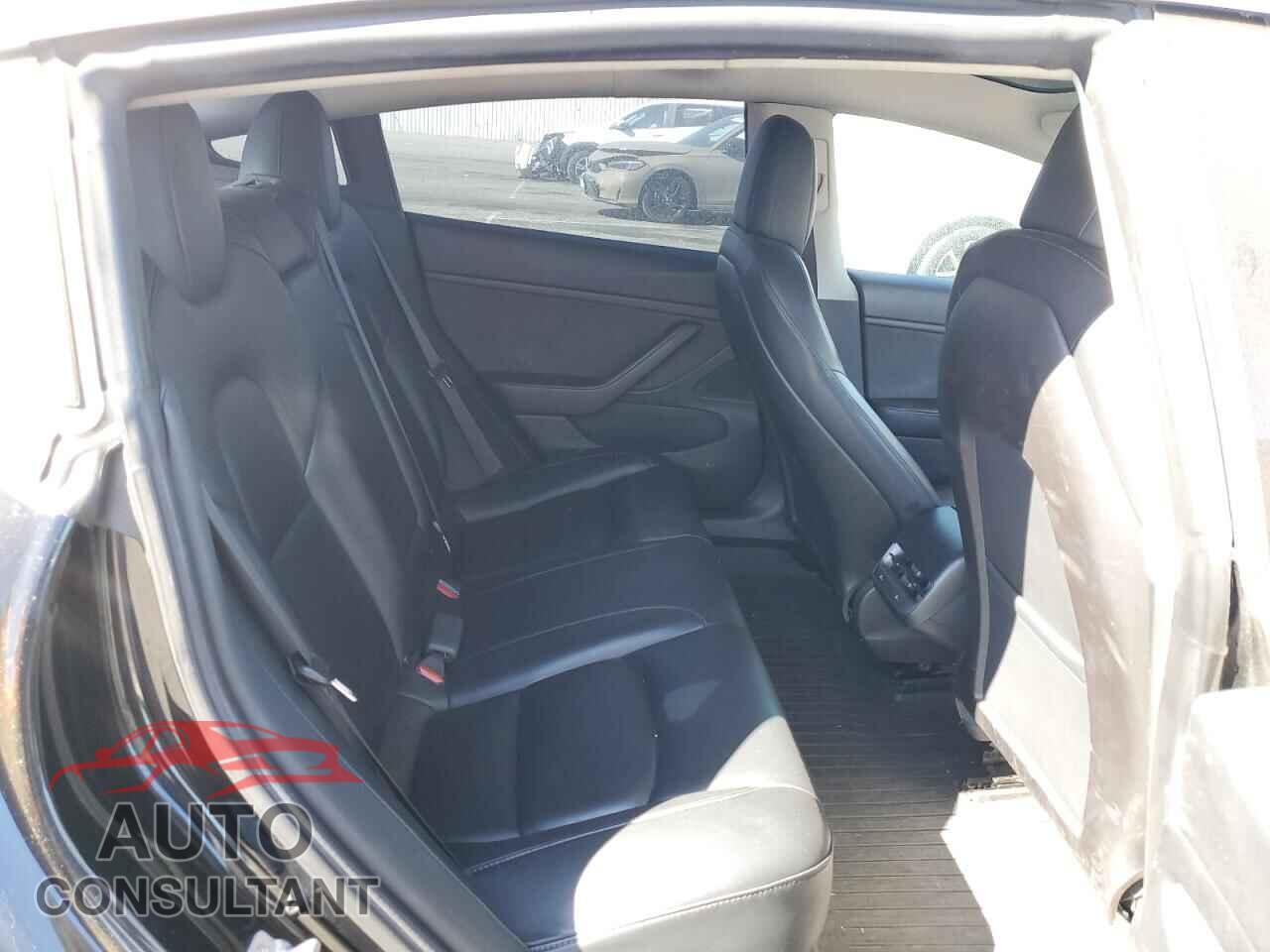 TESLA MODEL 3 2019 - 5YJ3E1EA5KF426714