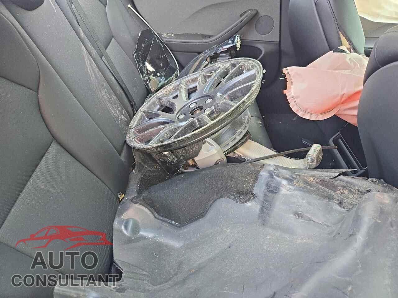 TESLA MODEL 3 2026 - 5YJ3E1EAXTF166389