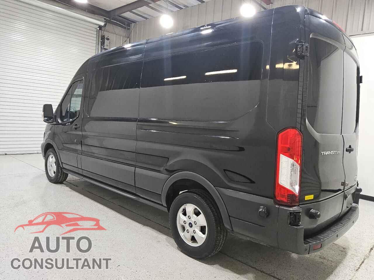 FORD TRANSIT 2017 - 1FTYR2CM1HKB01907