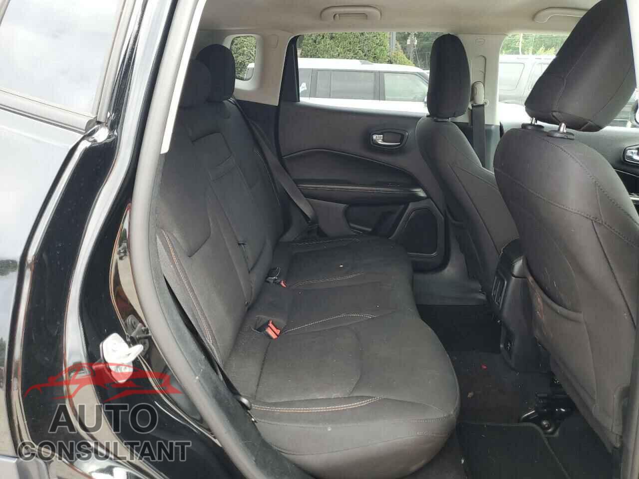 JEEP COMPASS 2017 - 3C4NJDAB4HT642682