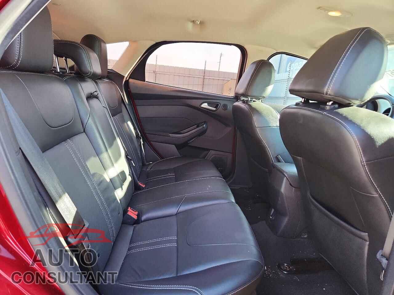 FORD FOCUS 2014 - 1FADP3N23EL422459