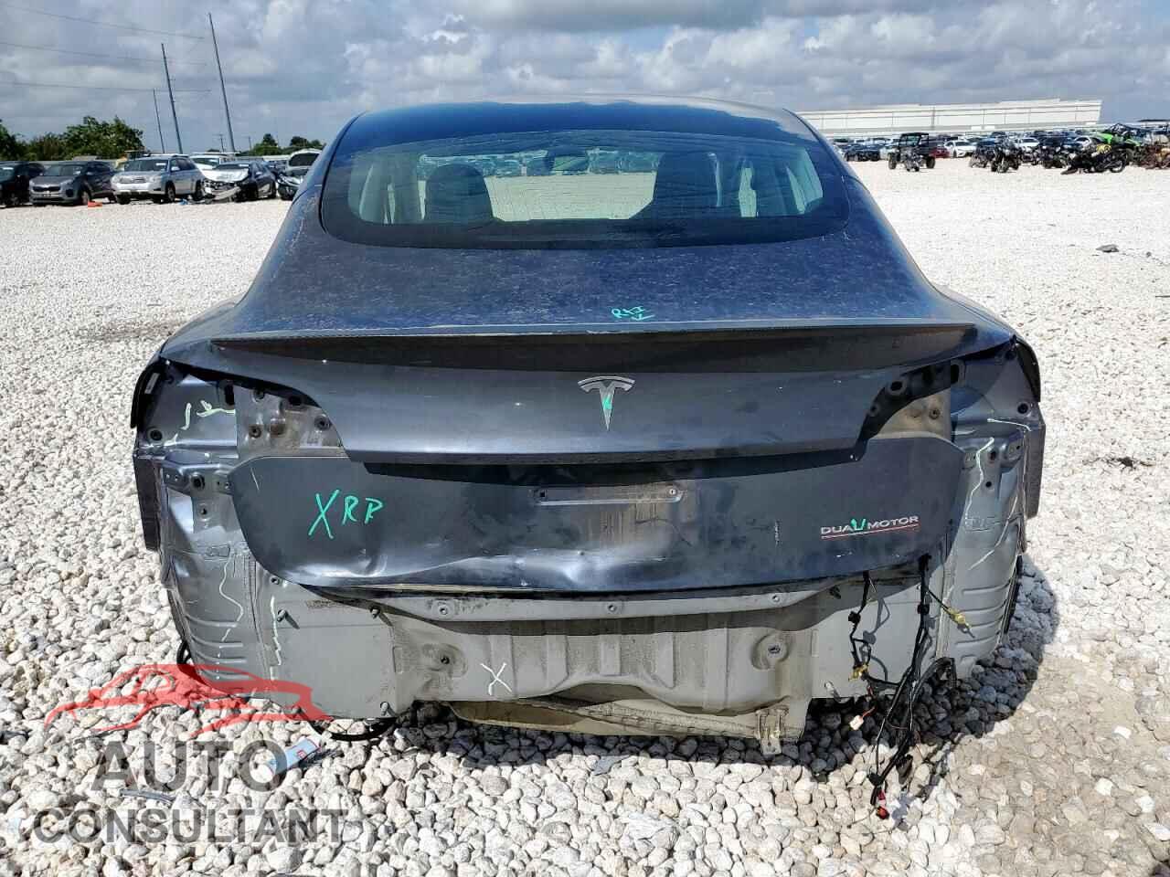 TESLA MODEL 3 2020 - 5YJ3E1ECXLF623641